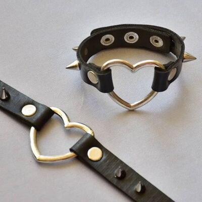 دستبند قلبی اسپایکی